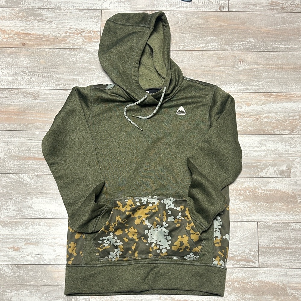 Burton Oaks Women’s Green Camouflage Hoodie Size XXS